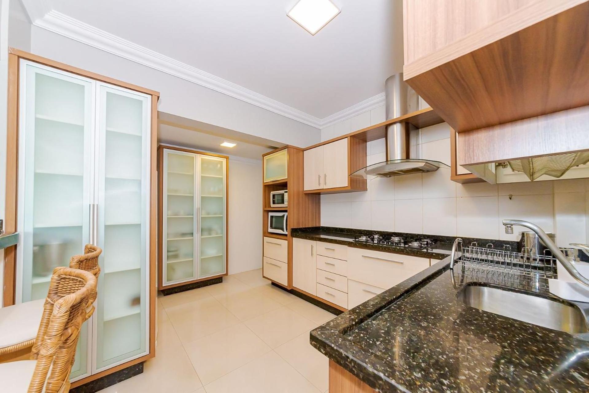 Apto Amplo 1Suite Mais 2Quartos - Quadra Mar 50M Da Praia - Somente Familiares Balneário Camboriú 외부 사진